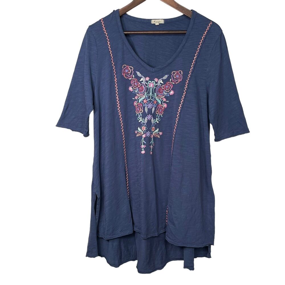 Mododoc Tunic Top Women Size L Blue Floral Boho Embroidered Side Hem Slit Cotton